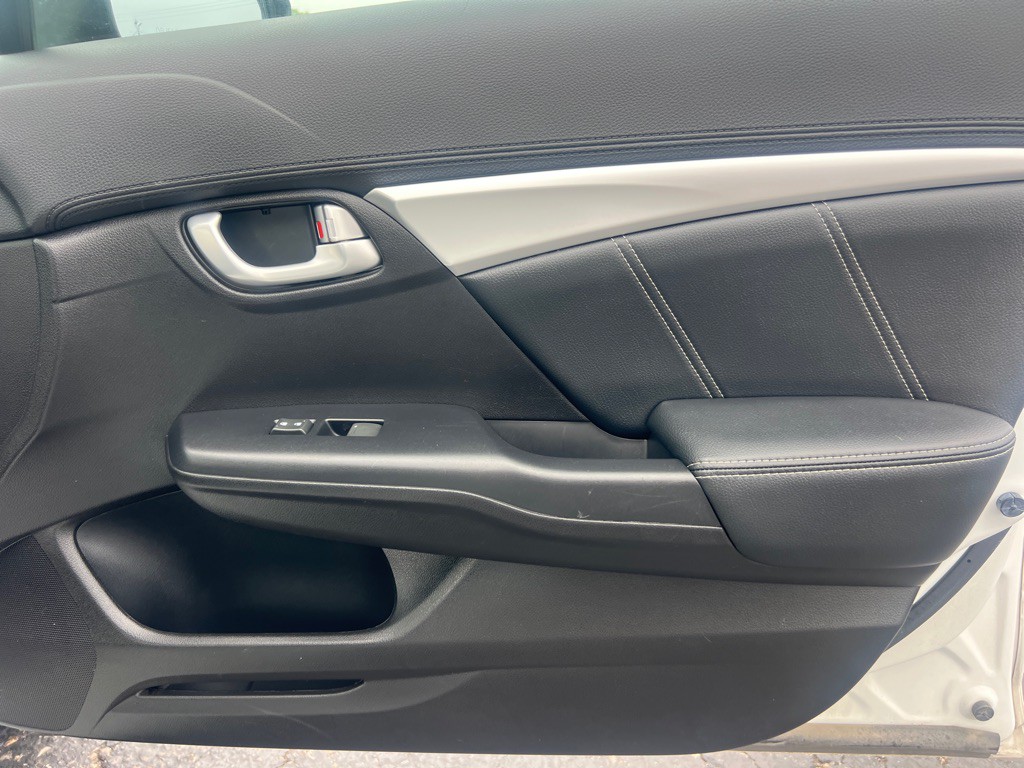 2013 Honda Civic Image 17