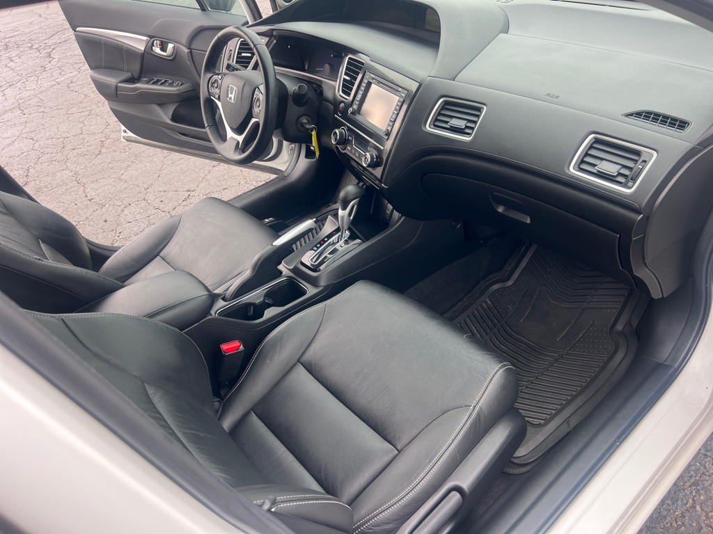 2013 Honda Civic Image 18