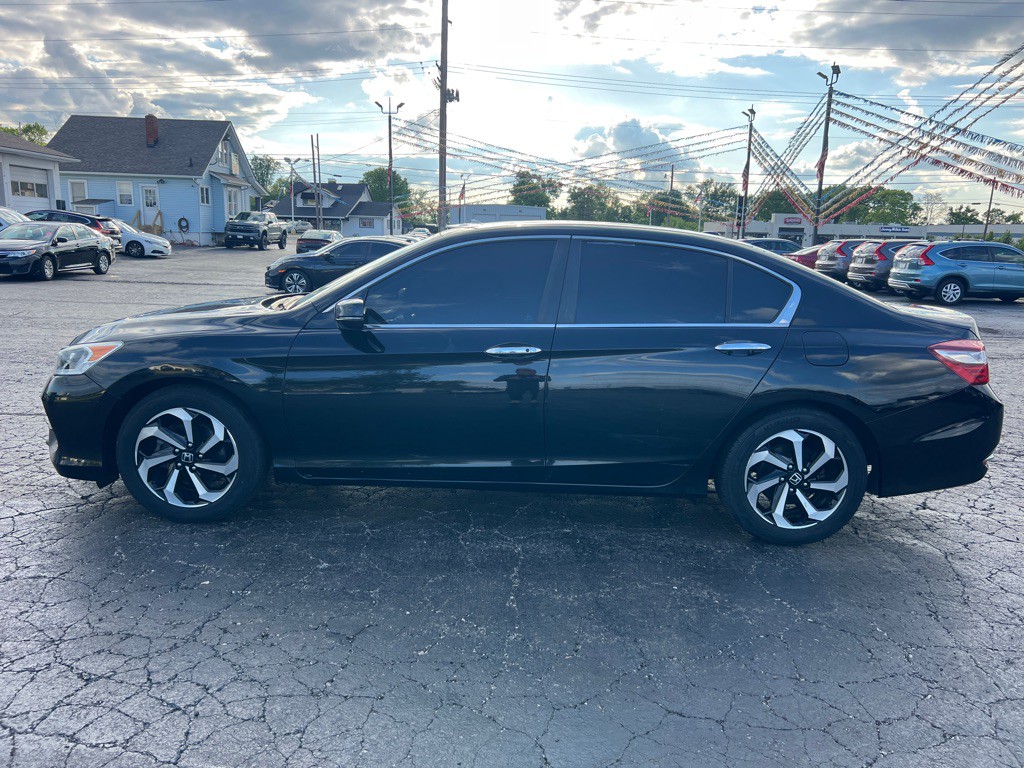 2017 Honda Accord Image 4