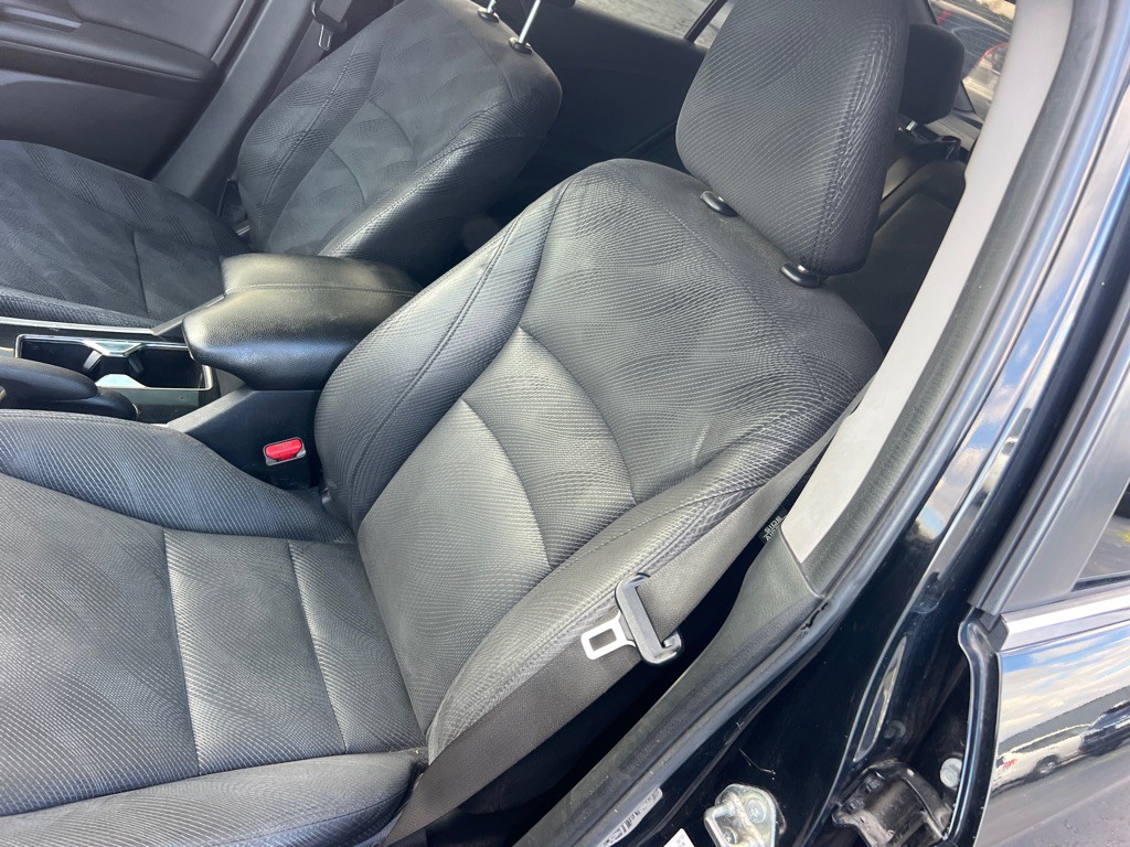 2017 Honda Accord Image 11