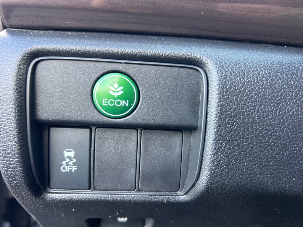 2017 Honda Accord Image 26
