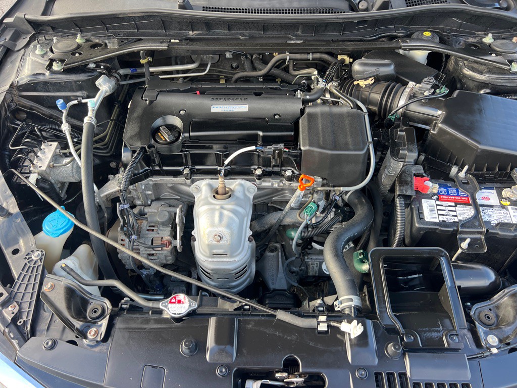 2017 Honda Accord Image 41