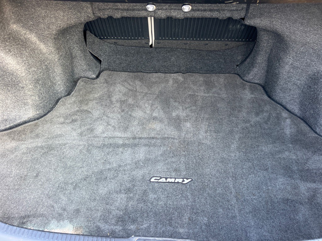 2014 Toyota Camry Image 22