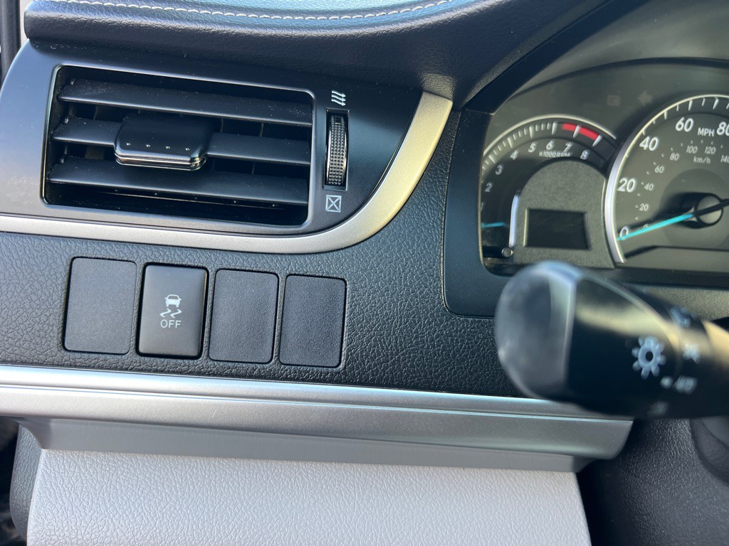 2014 Toyota Camry Image 26