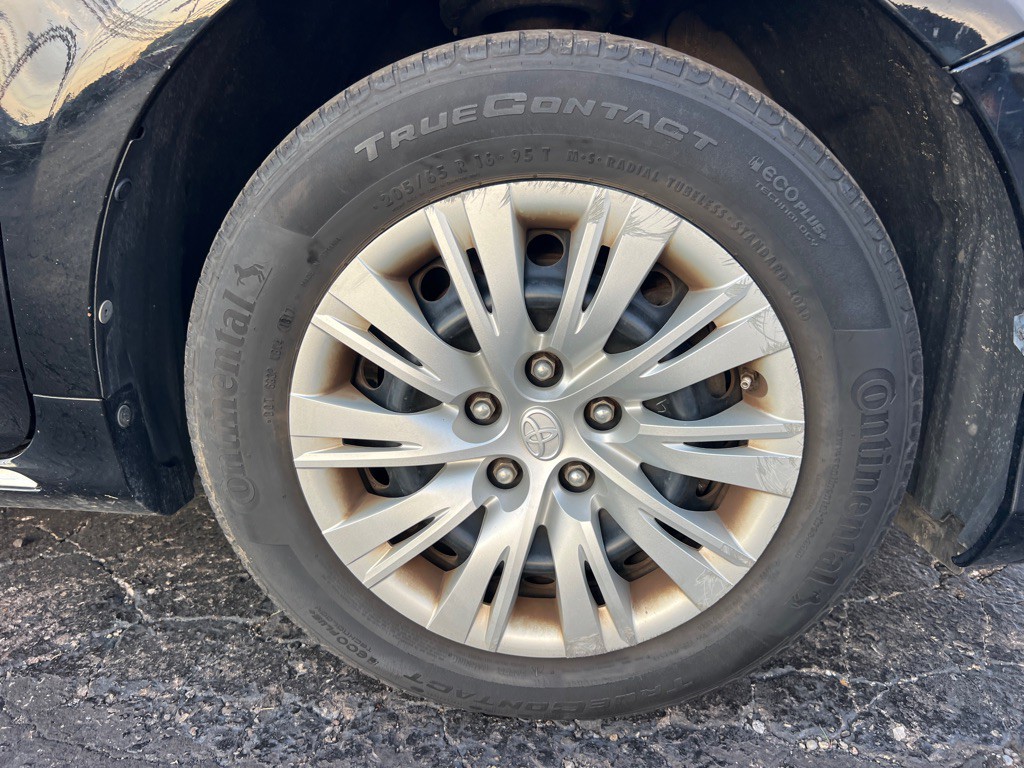 2014 Toyota Camry Image 39