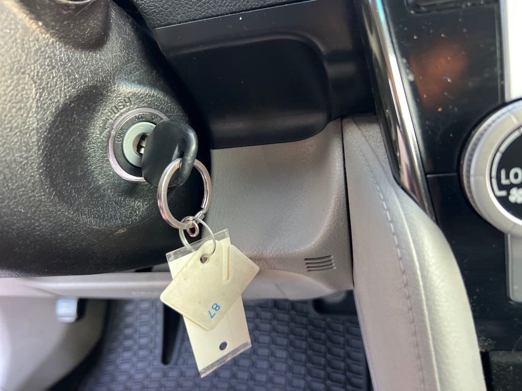 2014 Toyota Camry Image 27
