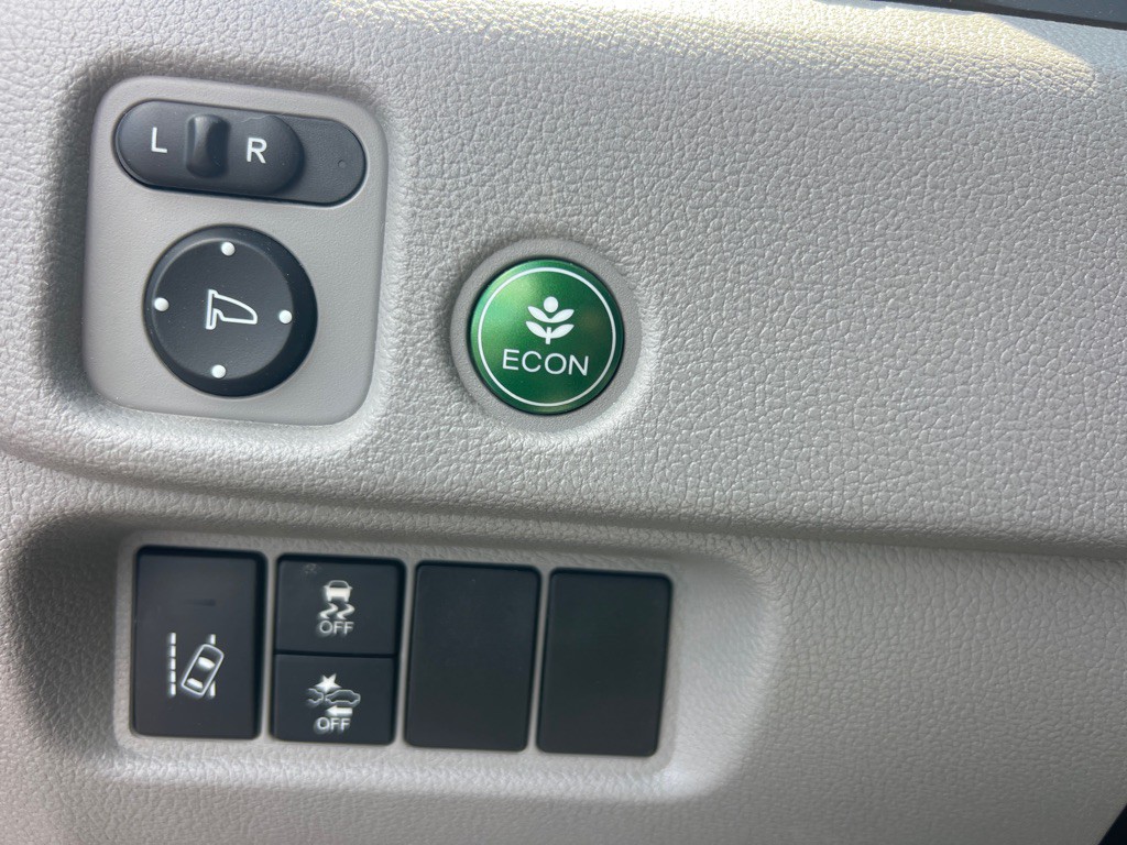 2016 Honda Pilot Image 30