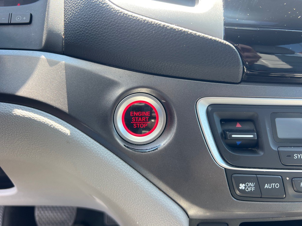 2016 Honda Pilot Image 35