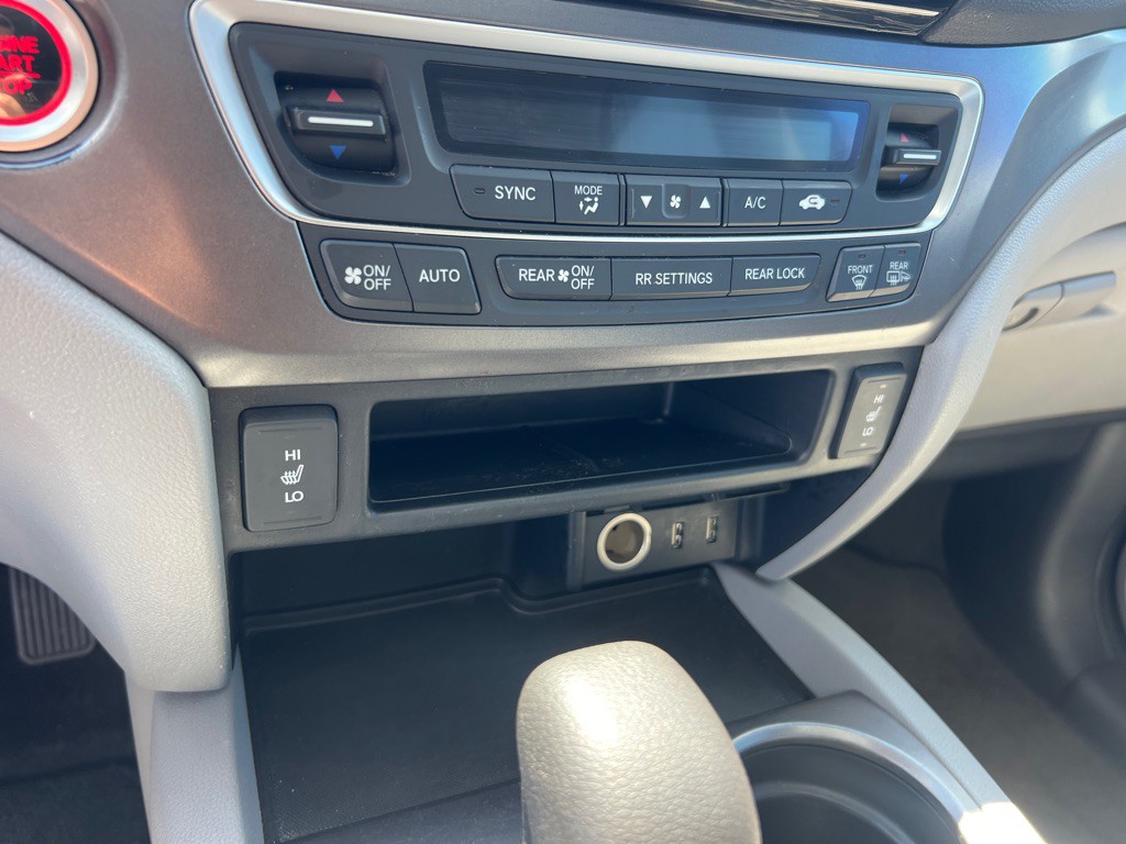 2016 Honda Pilot Image 37