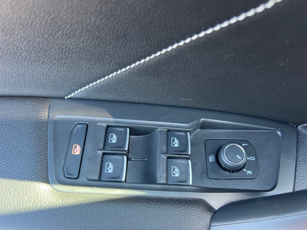 2022 Volkswagen Tiguan Image 28