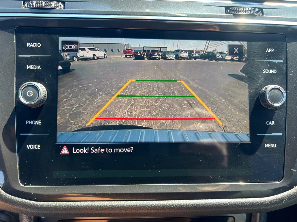2022 Volkswagen Tiguan Image 35