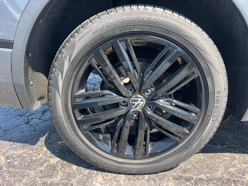 2022 Volkswagen Tiguan Image 44