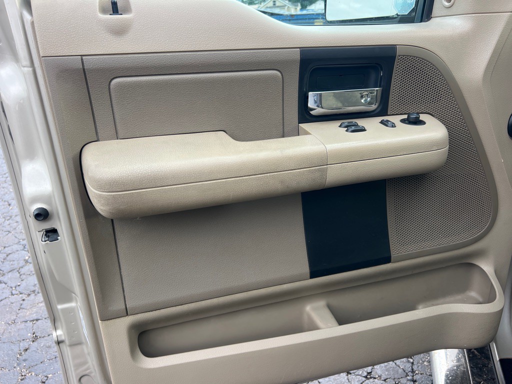 2007 Ford F-150 Image 11