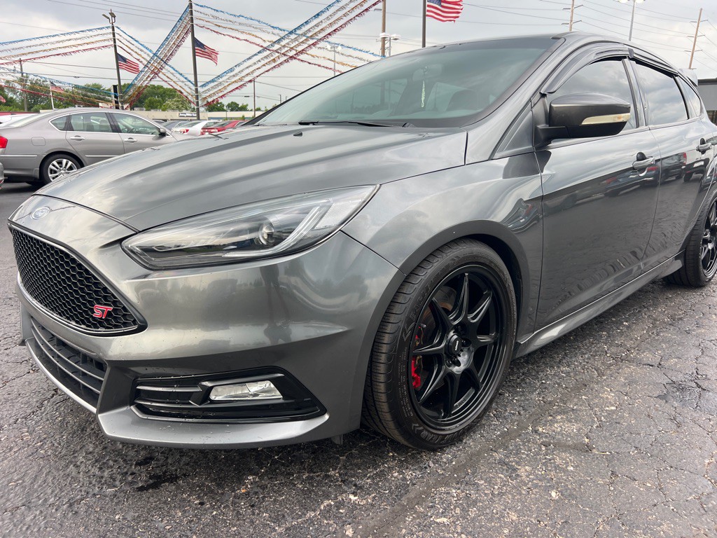 2018 Ford Focus Image 3