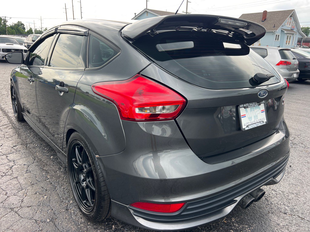 2018 Ford Focus Image 5