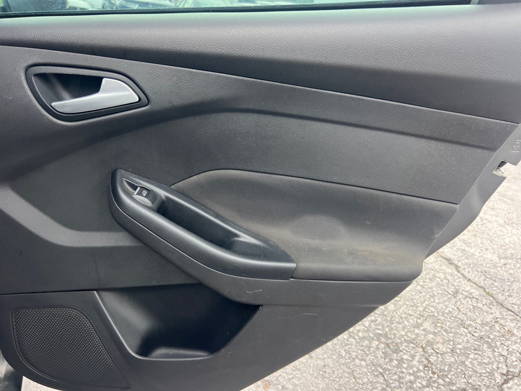 2018 Ford Focus Image 15