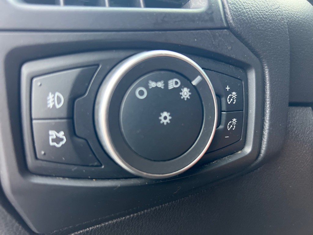 2018 Ford Focus Image 25