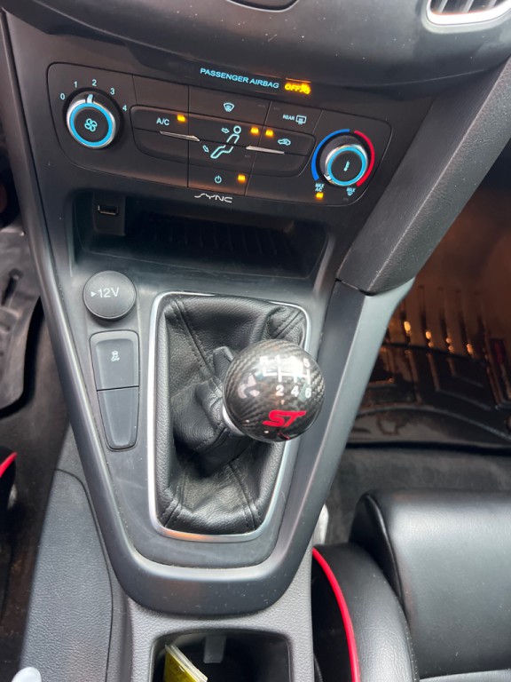 2018 Ford Focus Image 30