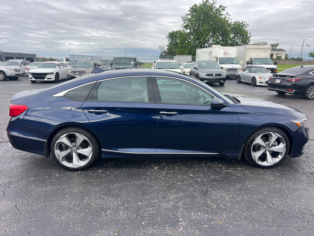 2018 Honda Accord Image 6