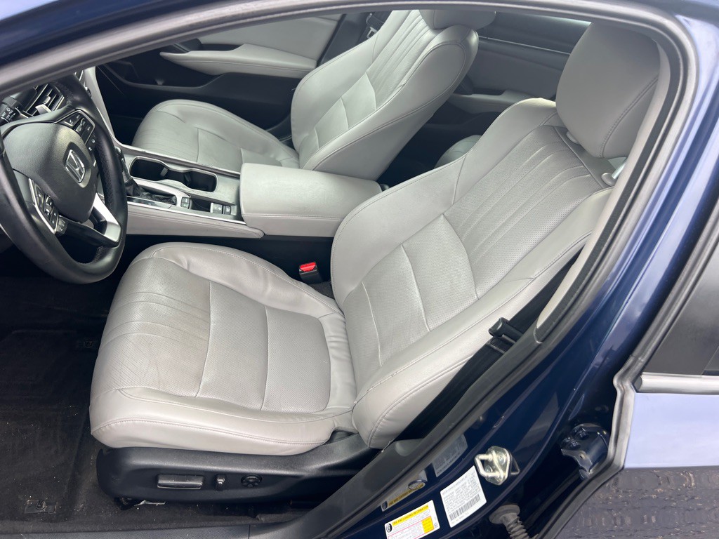 2018 Honda Accord Image 9