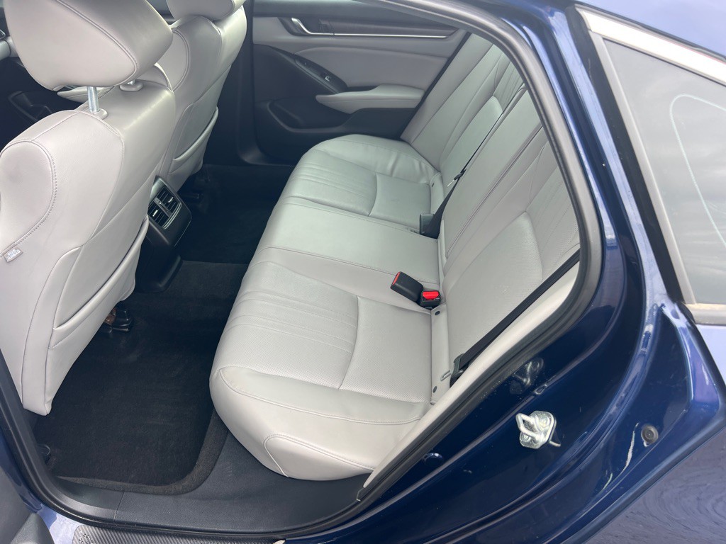 2018 Honda Accord Image 11