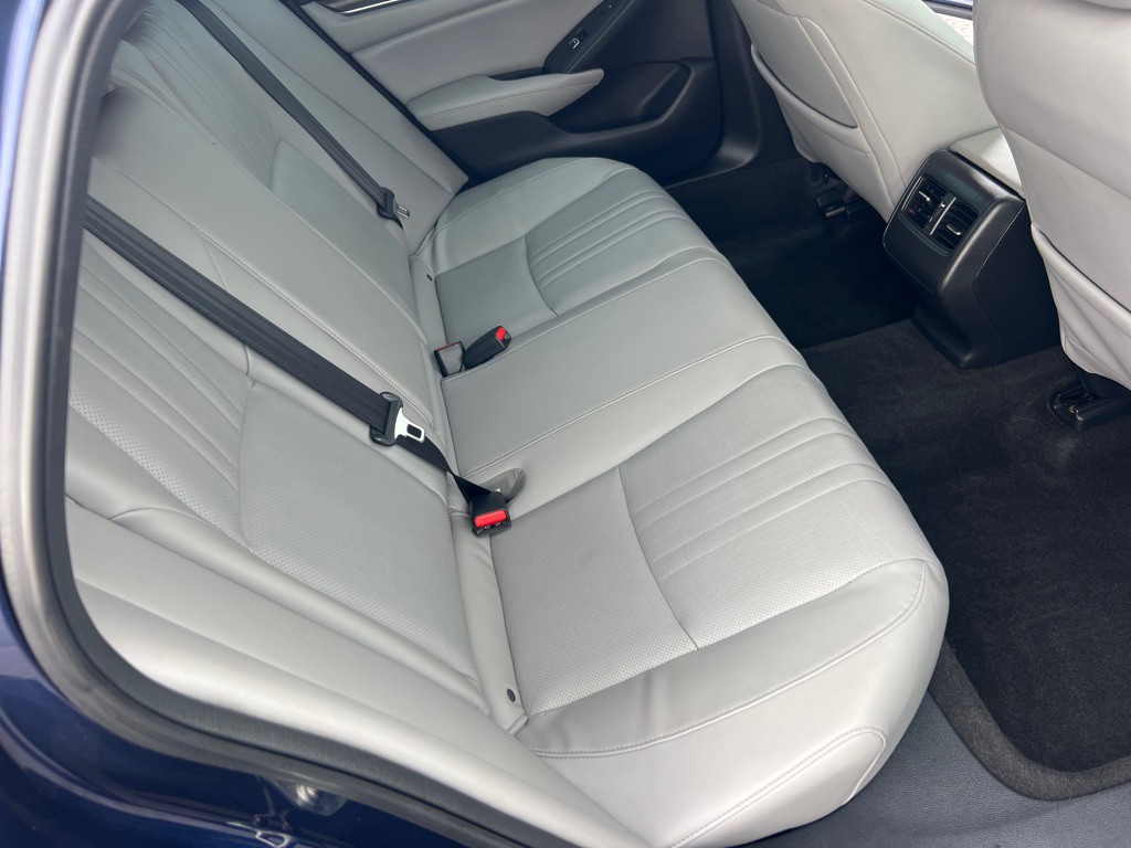 2018 Honda Accord Image 13
