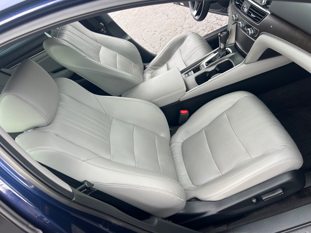 2018 Honda Accord Image 18