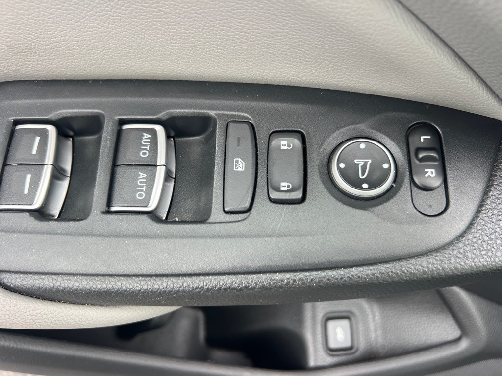 2018 Honda Accord Image 23