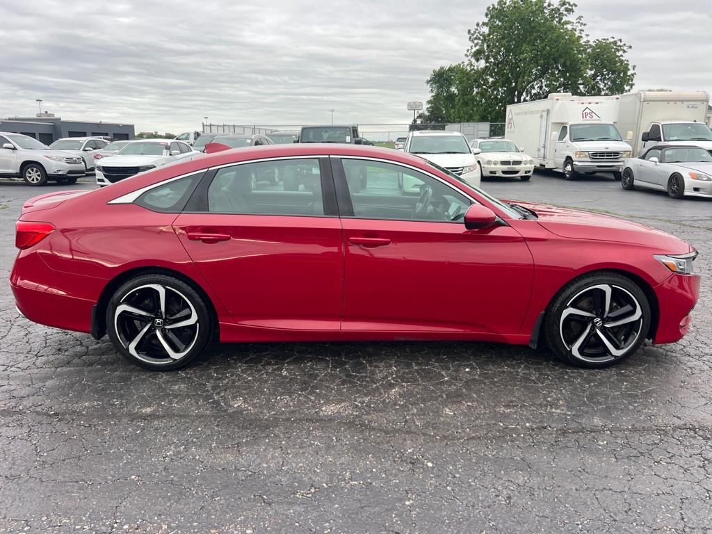 2018 Honda Accord Image 8
