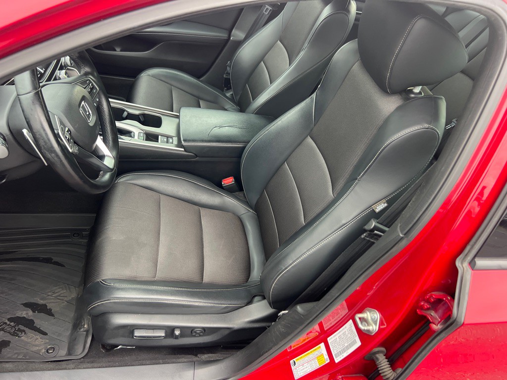 2018 Honda Accord Image 11