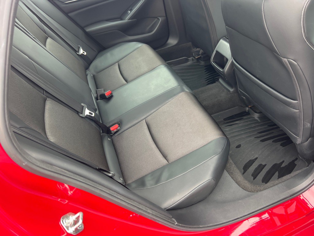 2018 Honda Accord Image 15