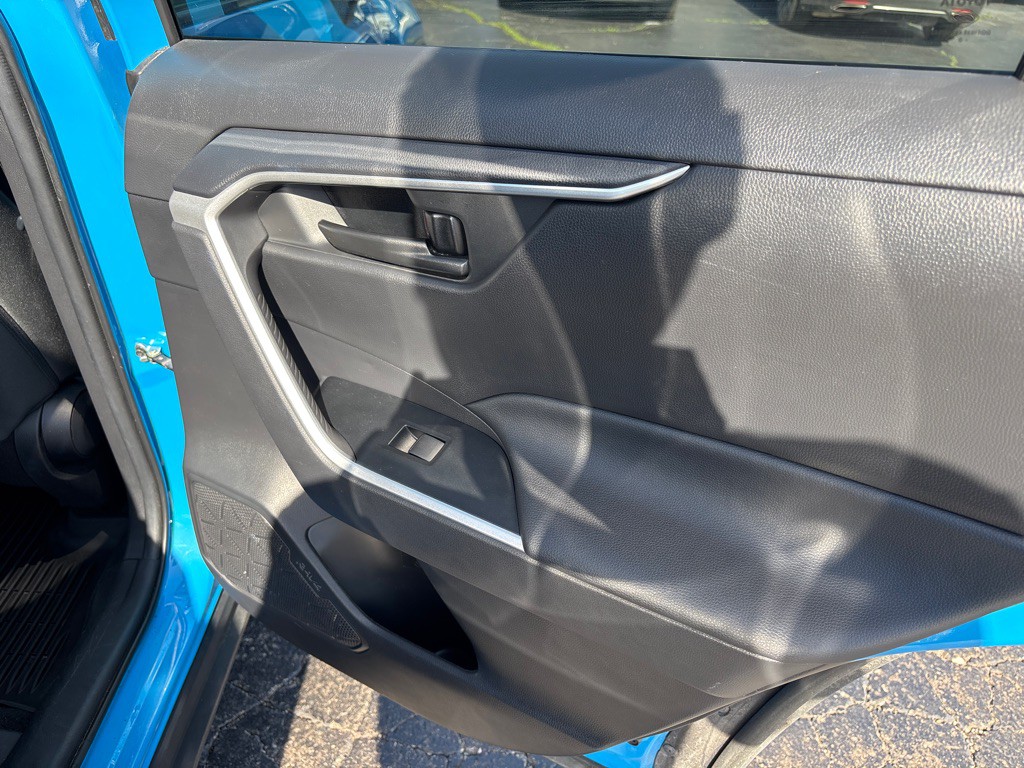 2020 Toyota Rav4 Image 30