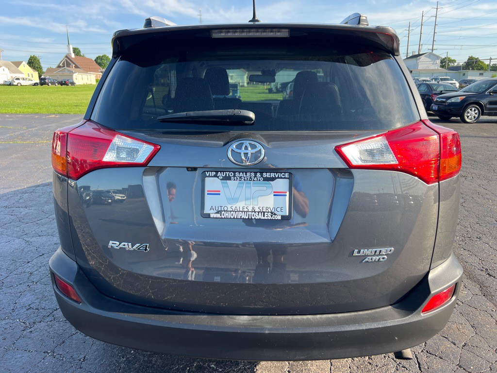 2015 Toyota Rav4 Image 6