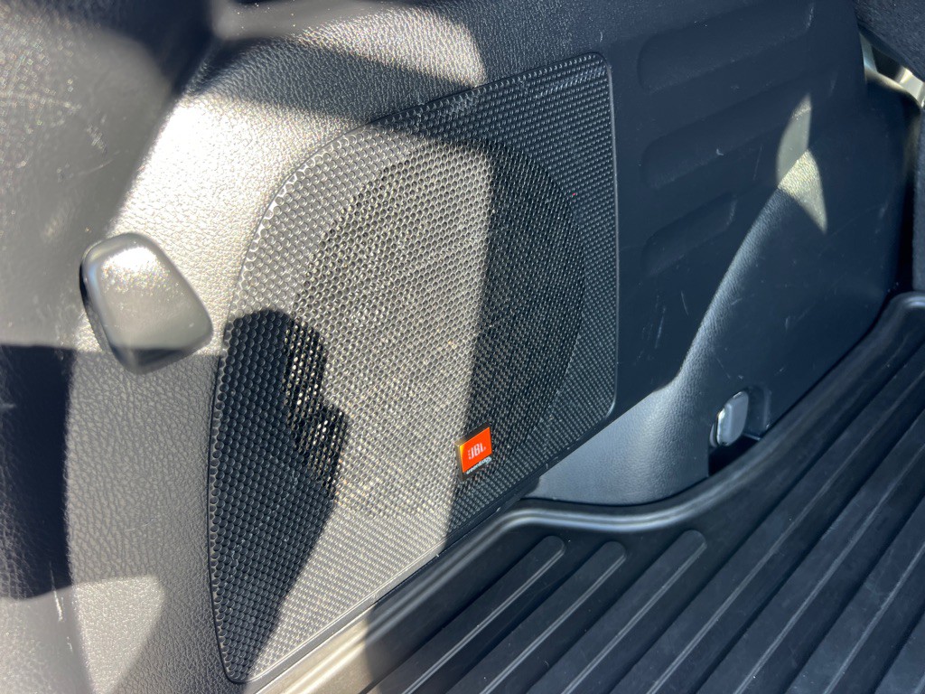 2015 Toyota Rav4 Image 23