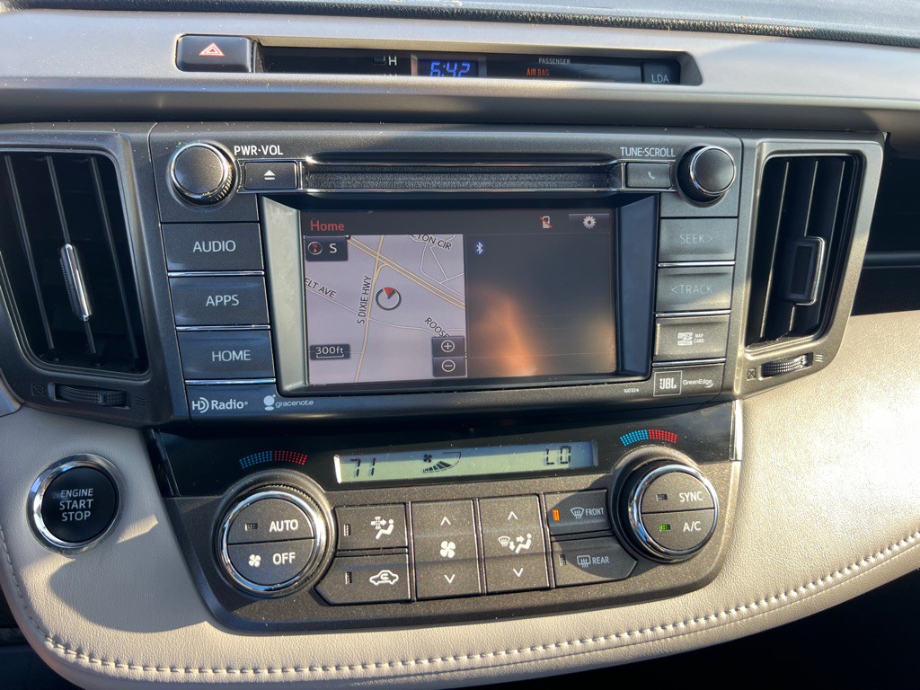 2015 Toyota Rav4 Image 33