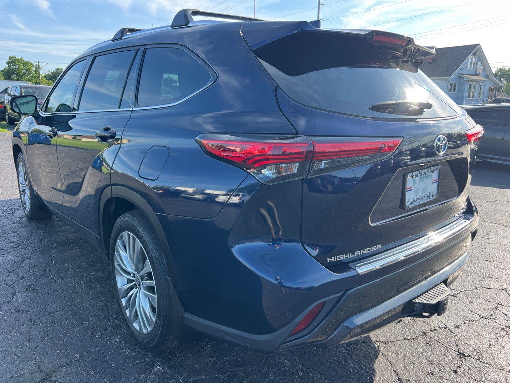 2022 Toyota Highlander Image 5