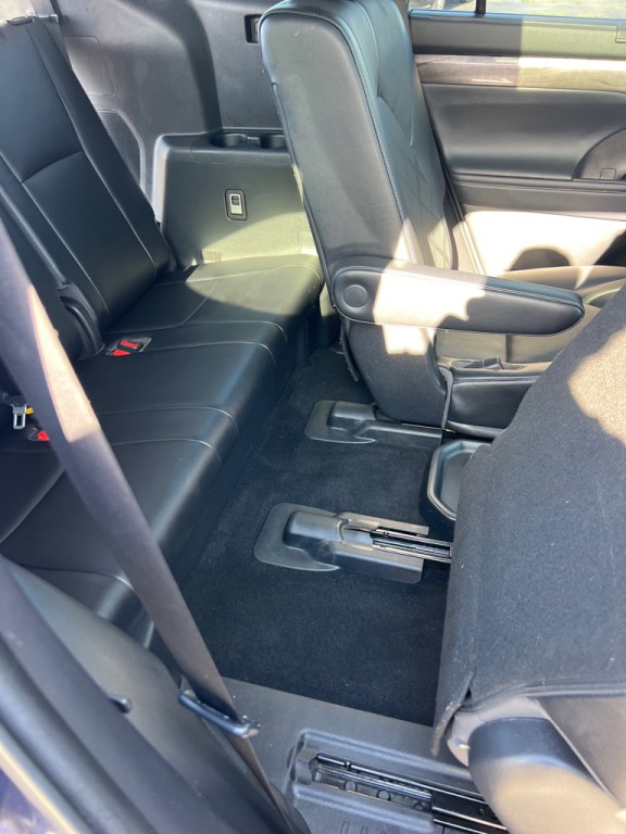 2022 Toyota Highlander Image 18