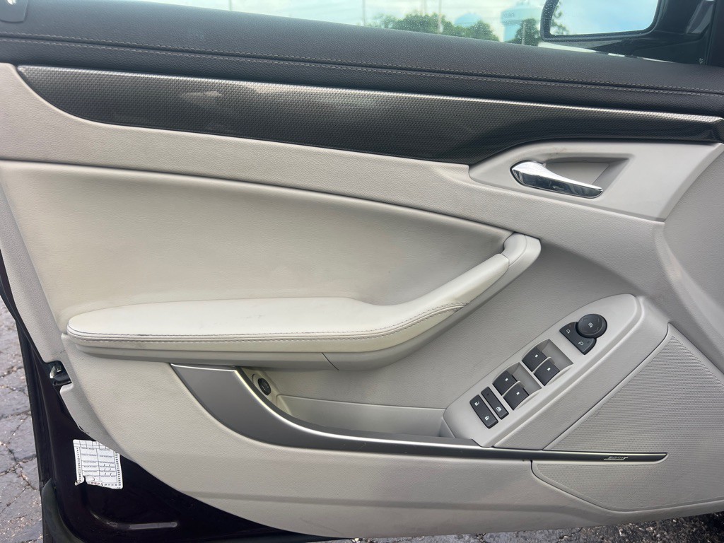 2009 Cadillac CTS Image 10