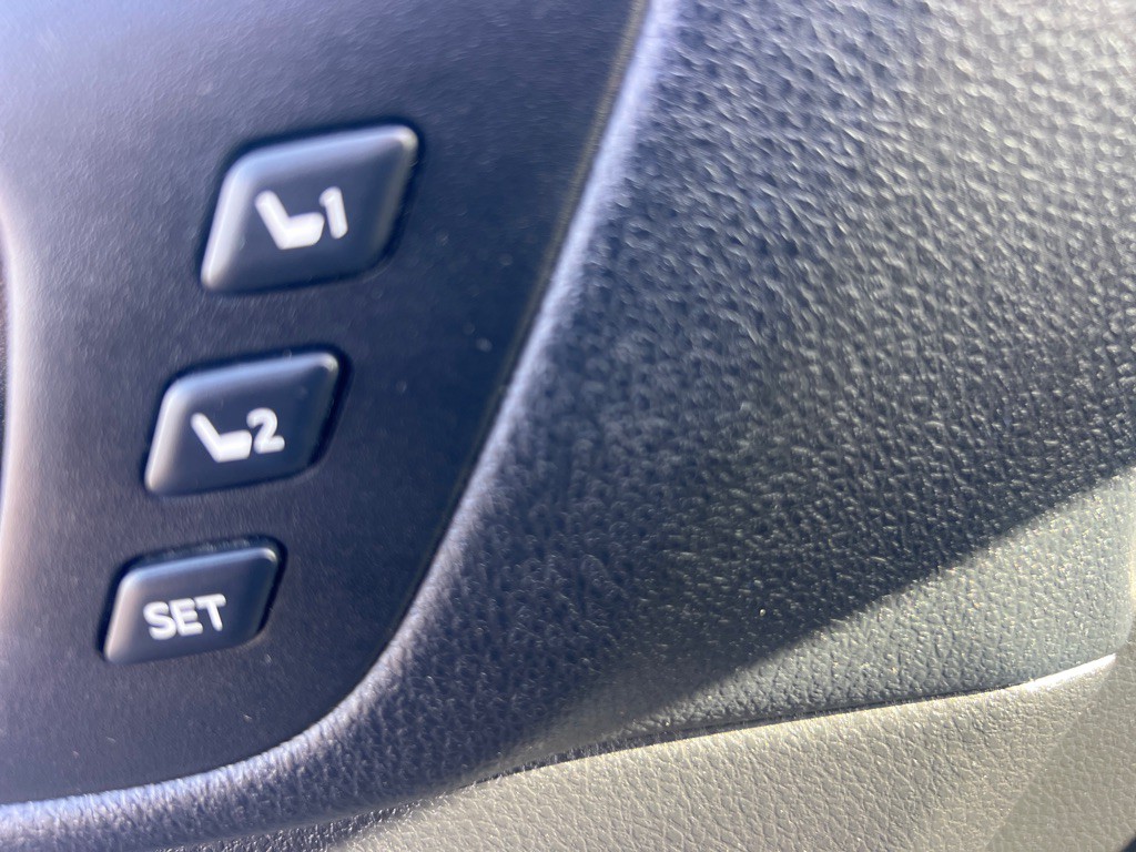 2017 Toyota Highlander Image 31