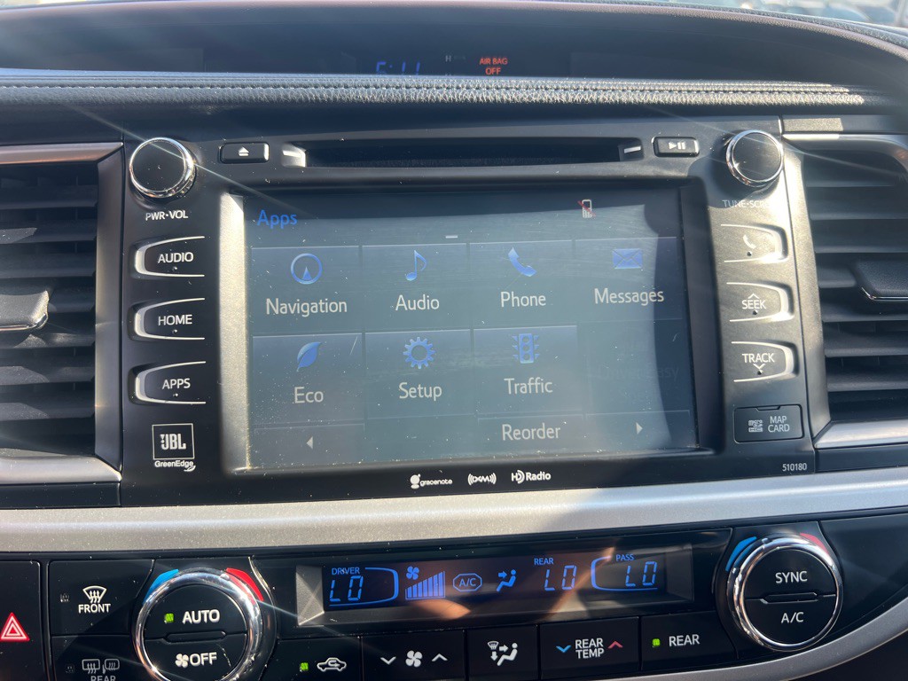 2017 Toyota Highlander Image 37