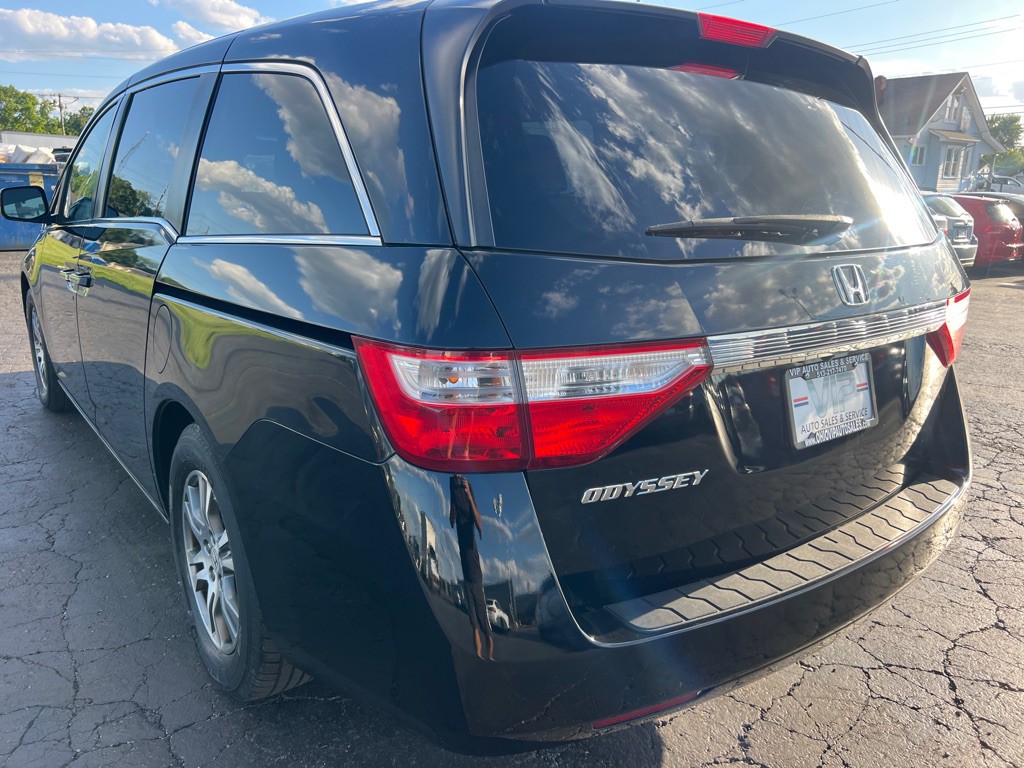 2011 Honda Odyssey Image 5