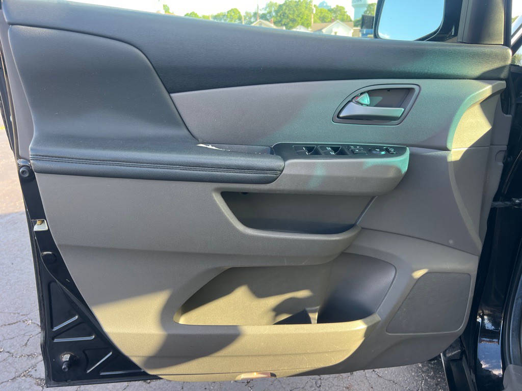 2011 Honda Odyssey Image 10