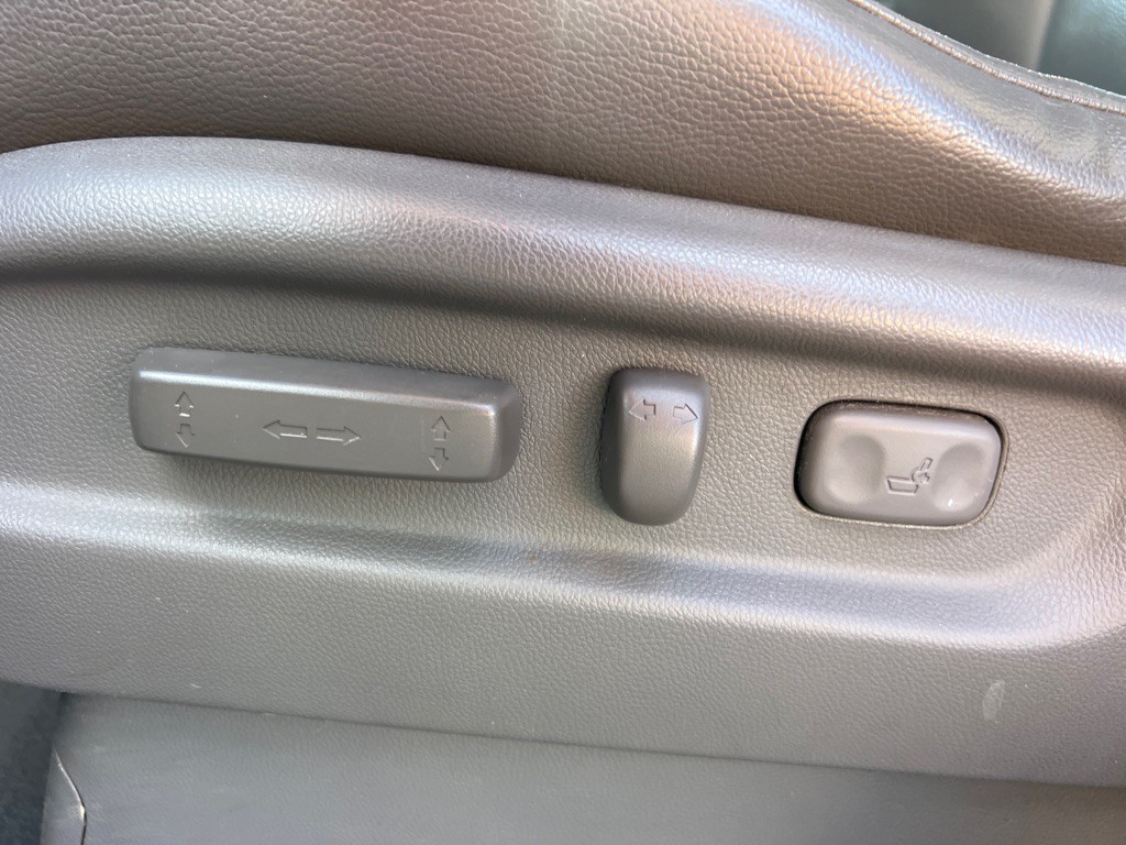 2011 Honda Odyssey Image 25