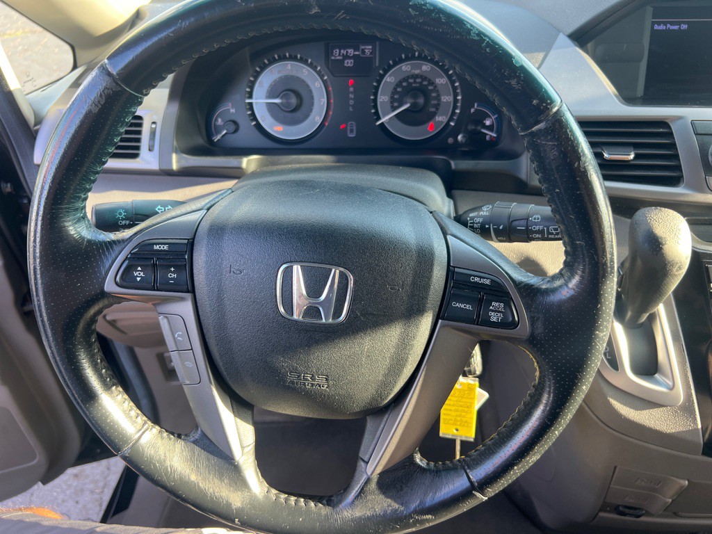 2011 Honda Odyssey Image 28