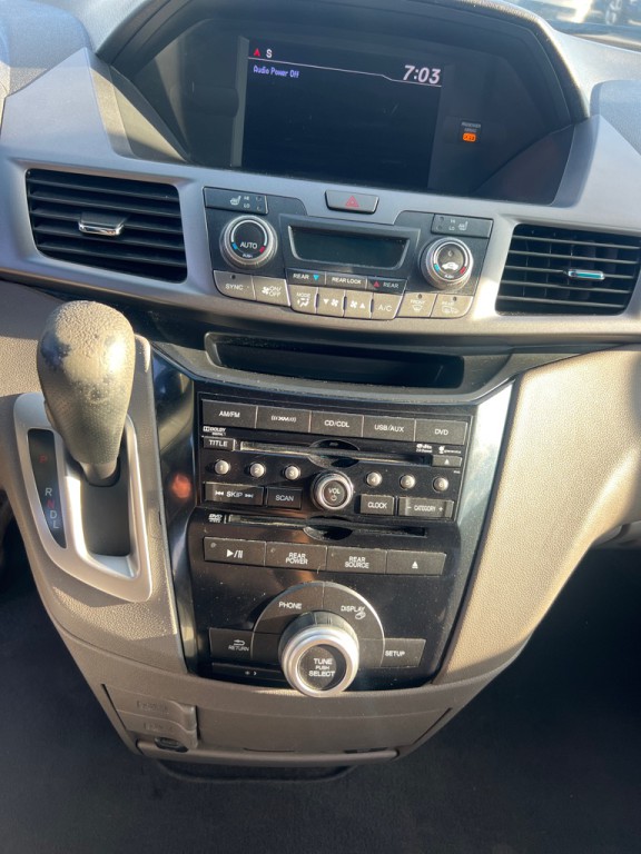 2011 Honda Odyssey Image 32