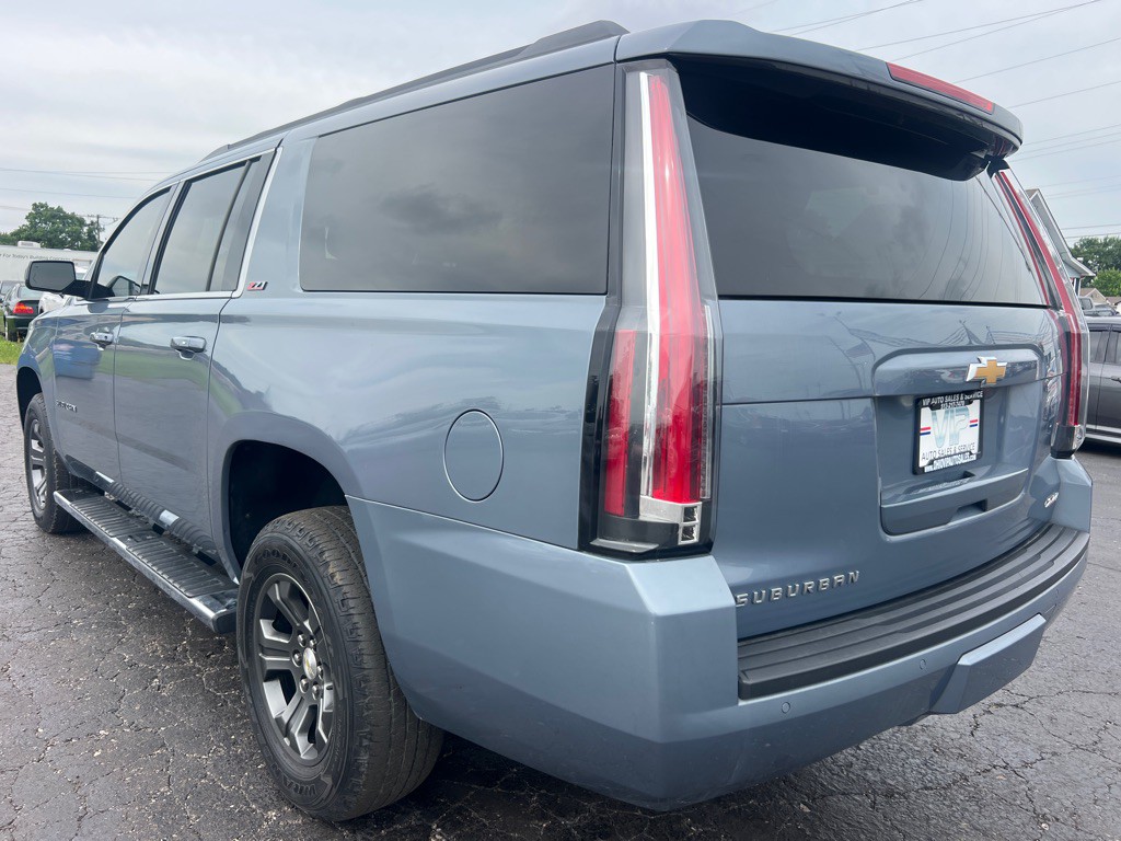 2015 Chevrolet Suburban Image 5