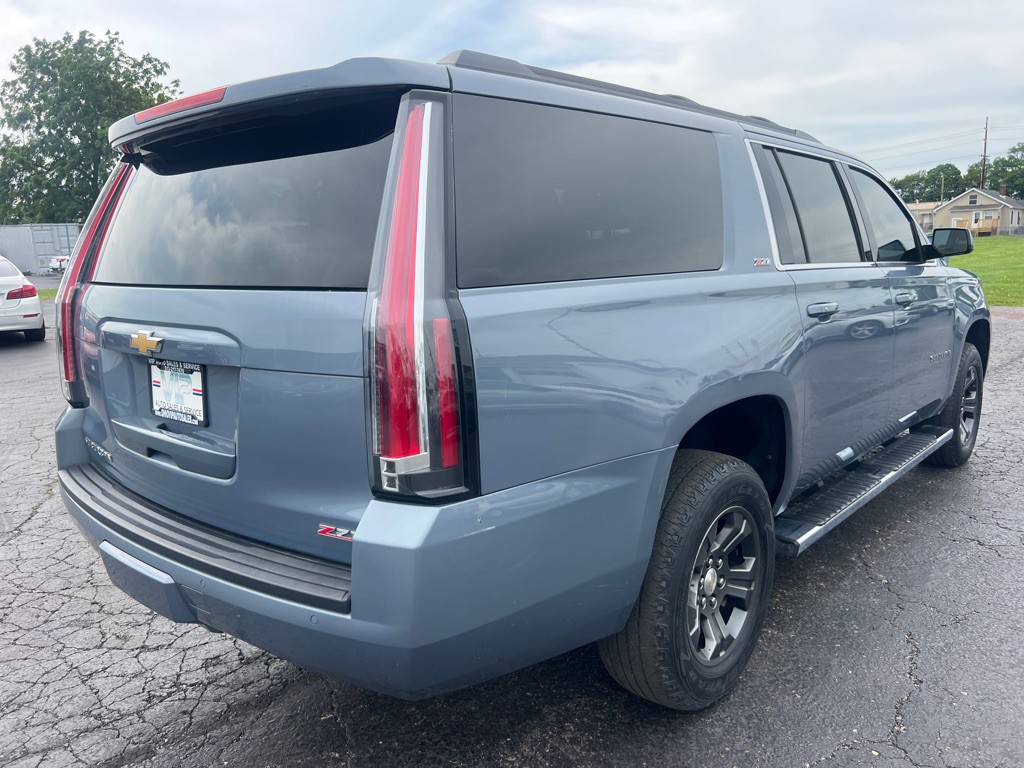2015 Chevrolet Suburban Image 7