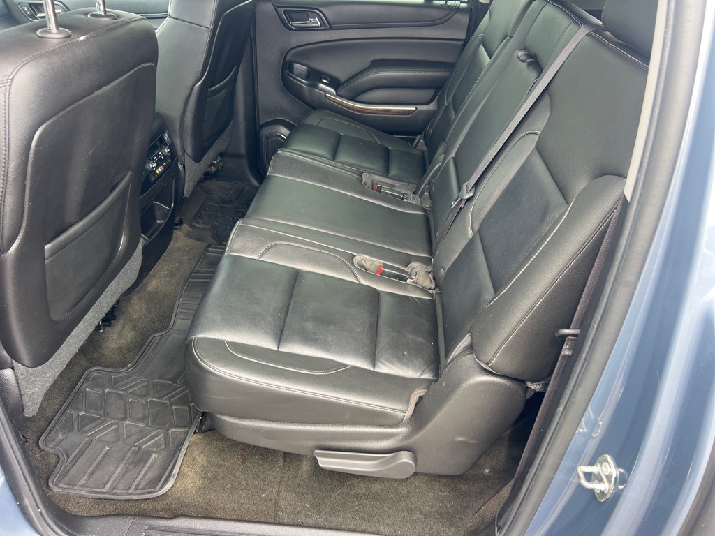 2015 Chevrolet Suburban Image 14