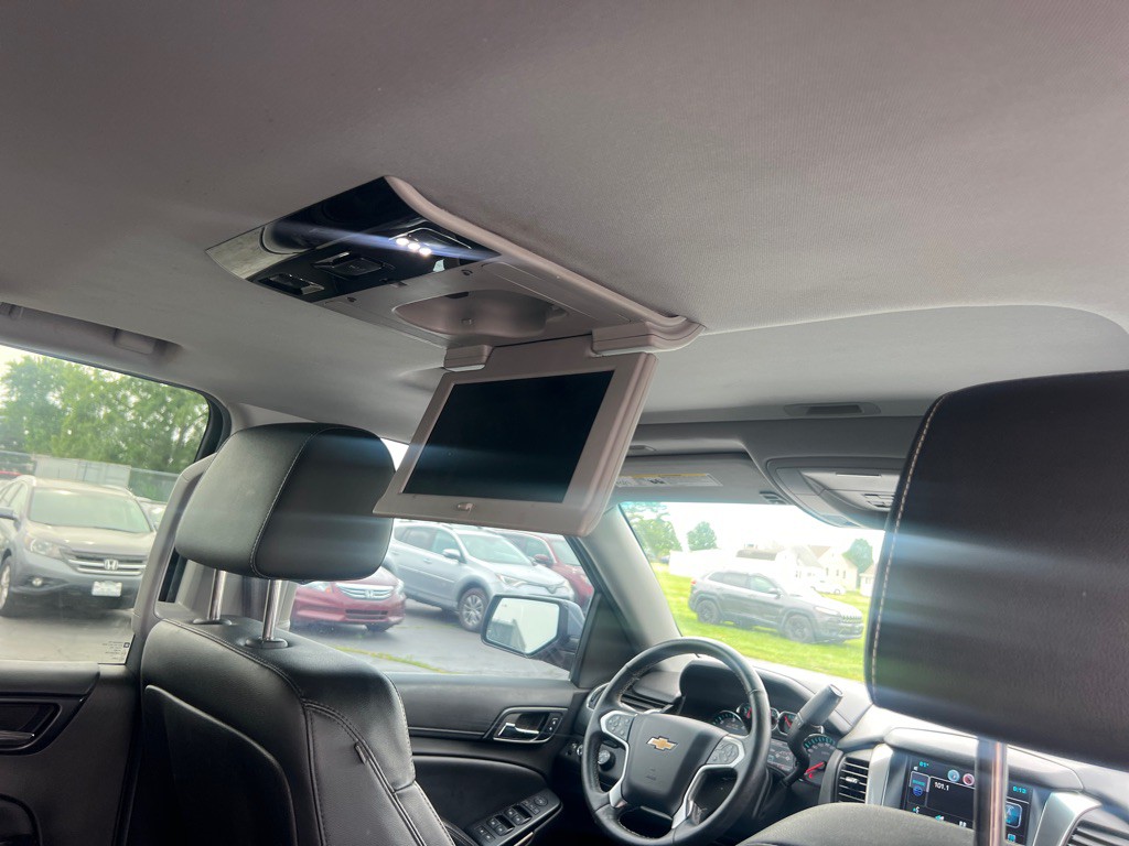 2015 Chevrolet Suburban Image 20