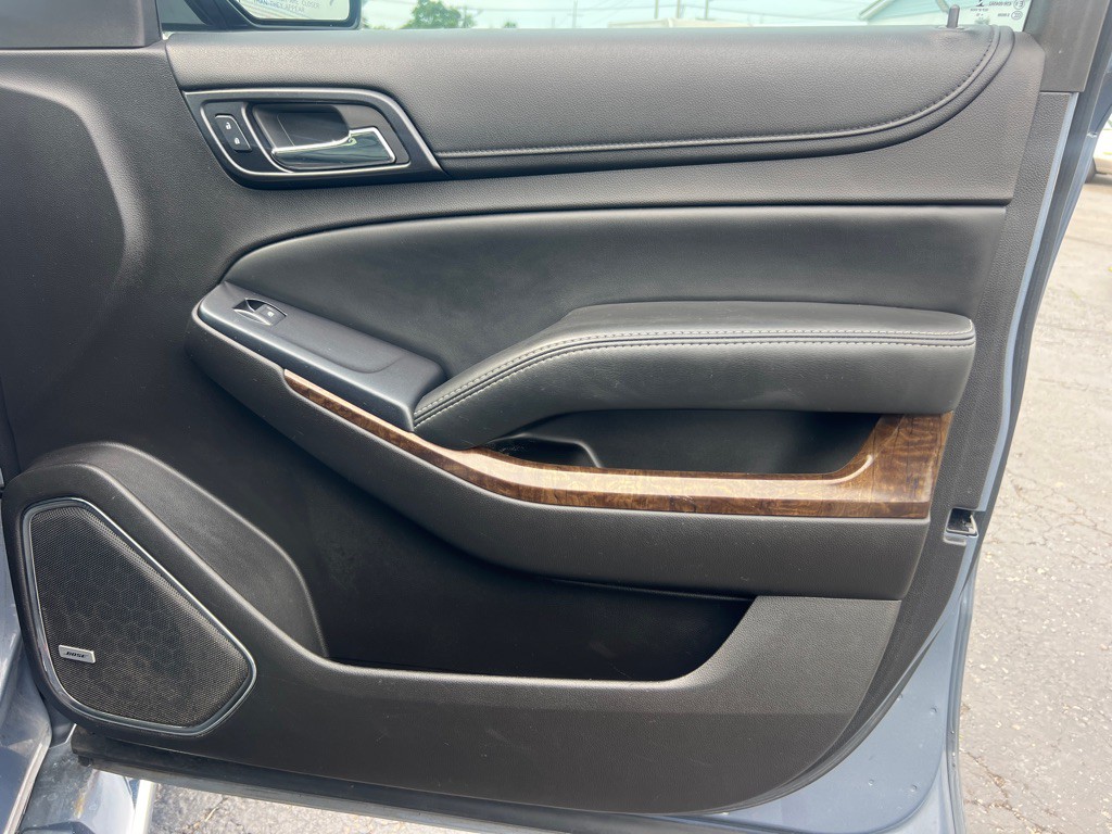 2015 Chevrolet Suburban Image 22